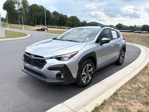 Certified 2024 Subaru Crosstrek 2.0i Premium AWD/4WD image 3