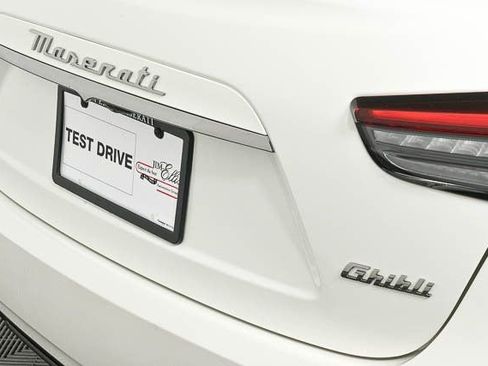 New 2024 Maserati Ghibli Modena image 38