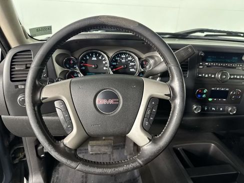 Used 2009 GMC Sierra 1500 SLE w/ Power Pack Plus AWD/4WD image 11