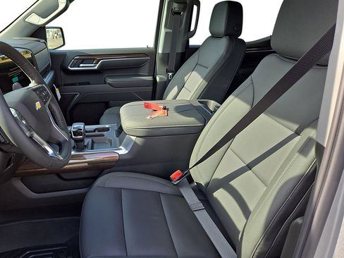 New 2026 Chevrolet Silverado 1500 LT image 12