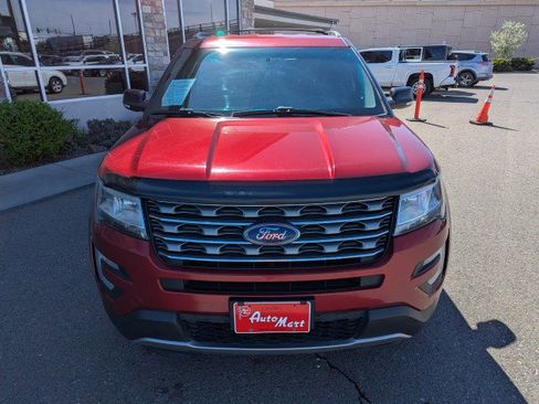 Used 2016 Ford Explorer XLT AWD/4WD image 7