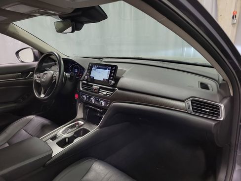 Used 2022 Honda Accord Touring image 28