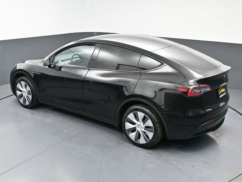 Used 2023 Tesla Model Y Long Range image 50