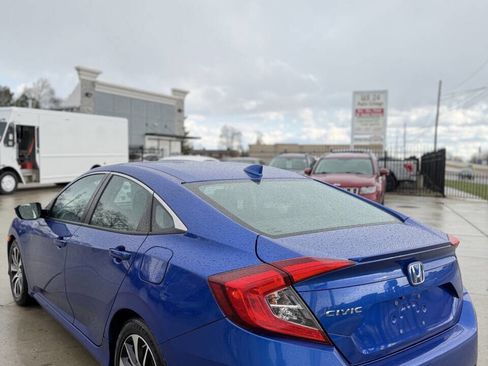 Used 2017 Honda Civic EX-T image 5