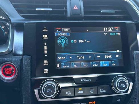 Used 2016 Honda Civic Touring image 24