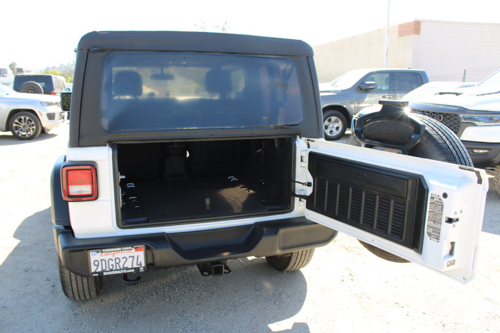 Used 2023 Jeep Wrangler Sport AWD/4WD image 11