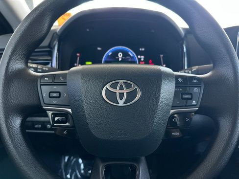 Used 2026 Toyota Camry LE FWD image 20