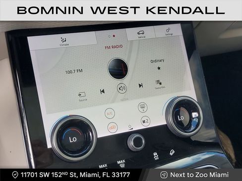 Used 2019 Land Rover Range Rover Velar S image 27