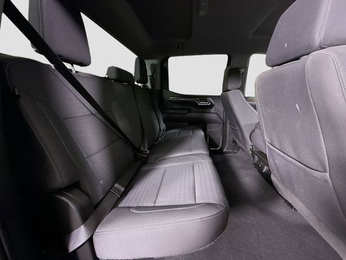 Used 2023 Chevrolet Silverado 1500 LT AWD/4WD image 27