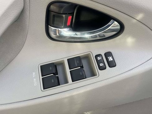 Used 2010 Toyota Camry Hybrid w/ Upgrade Pkg FWD image 21