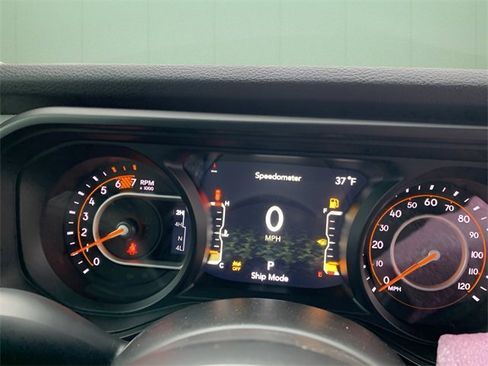 New 2025 Jeep Wrangler Willys image 30