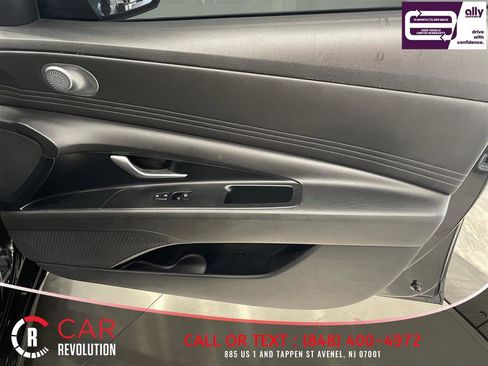 Used 2022 Hyundai Elantra SEL w/ Convenience Package FWD image 44