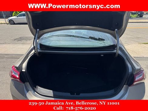 Used 2022 Chevrolet Malibu LT image 21