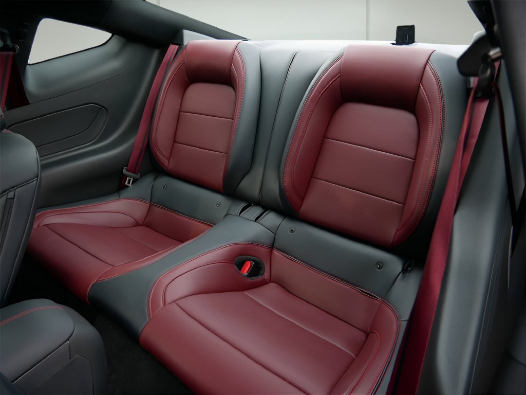 Used 2025 Ford Mustang GT Premium RWD image 11