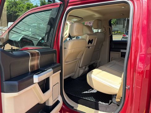 Used 2016 Ford F150 Lariat w/ Heavy-Duty Payload Package AWD/4WD image 26