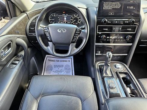 Certified 2024 INFINITI QX80 Luxe image 10