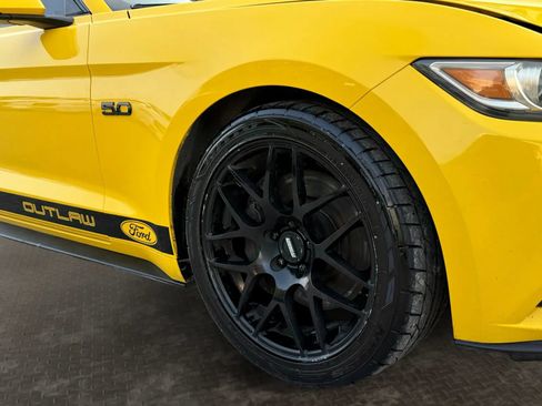 Used 2015 Ford Mustang GT Premium RWD image 38