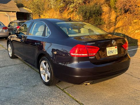 Used 2012 Volkswagen Passat TDI SE image 5