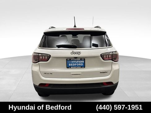 Used 2024 Jeep Compass Latitude AWD/4WD image 6
