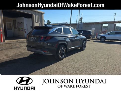 Certified 2025 Hyundai Tucson SEL image 13