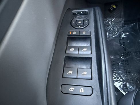 Used 2024 Kia EV9 Light RWD image 29