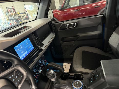 Used 2023 Ford Bronco Big Bend image 19