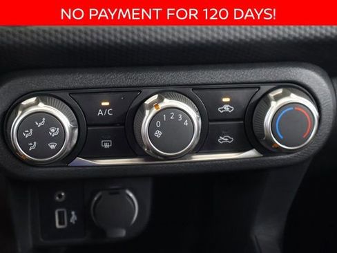 New 2025 Nissan Kicks Play S image 16