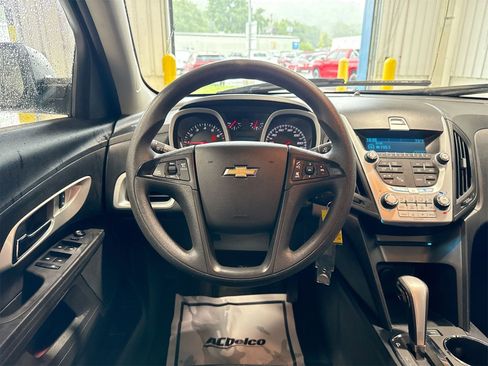 Used 2012 Chevrolet Equinox LS image 12