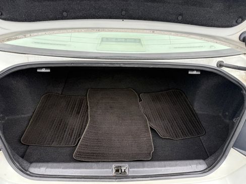 Used 2010 Subaru Legacy 2.5i Limited w/ Appearance Package 1H image 35