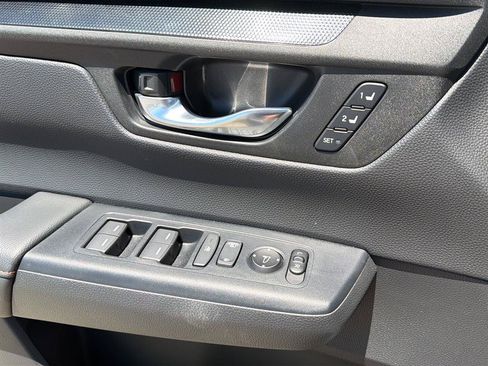 Used 2025 Honda CR-V Sport-L image 11