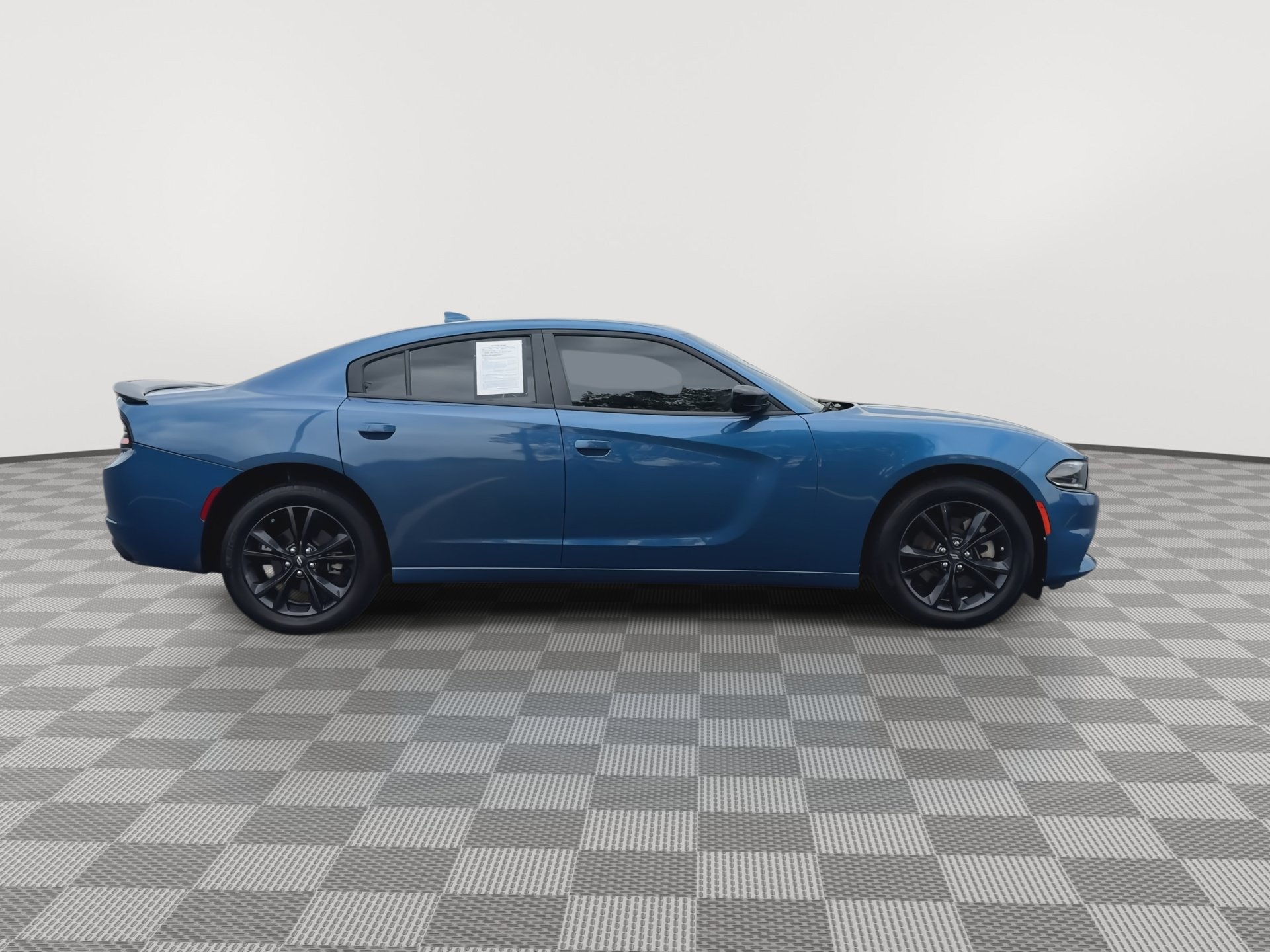 Used 2023 Dodge Charger SXT w/ Blacktop Package AWD/4WD image 9