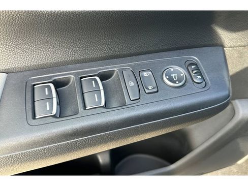 Used 2023 Honda CR-V EX-L image 12