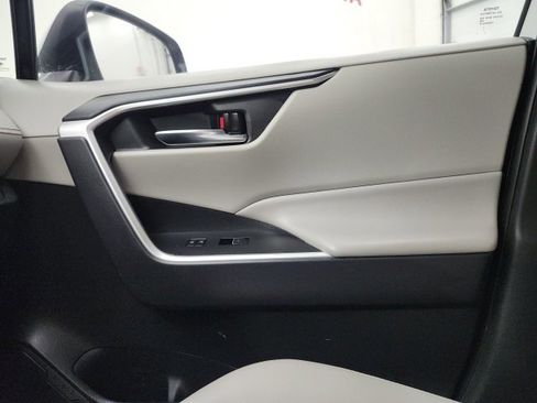 Certified 2024 Toyota RAV4 XLE Premium image 77