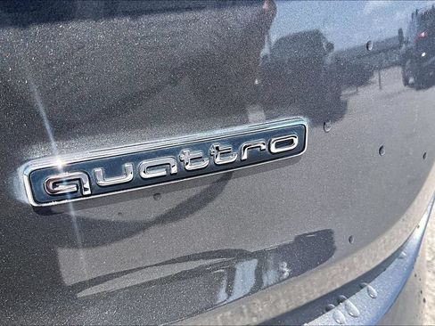 Used 2023 Audi Q7 3.0T Prestige AWD/4WD image 32