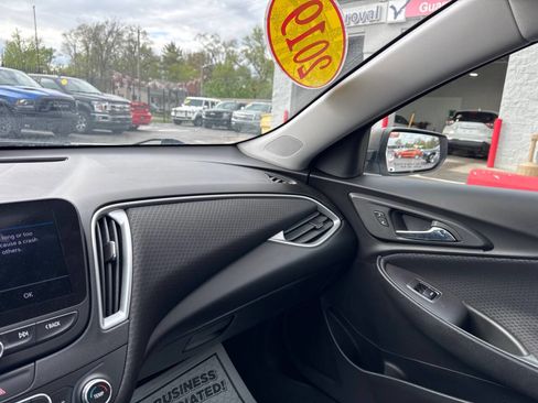 Used 2019 Chevrolet Malibu LS FWD image 15