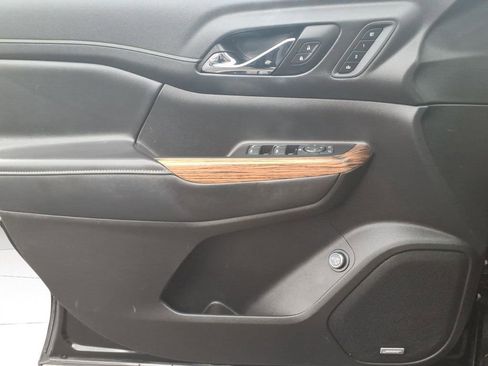 Used 2019 GMC Acadia Denali w/ Technology Package image 21