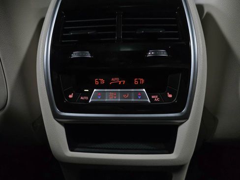 Used 2020 BMW X5 xDrive40i w/ M Sport Package image 19