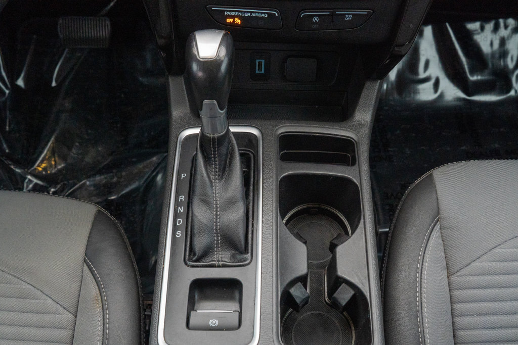 Used 2017 Ford Escape Titanium FWD image 19