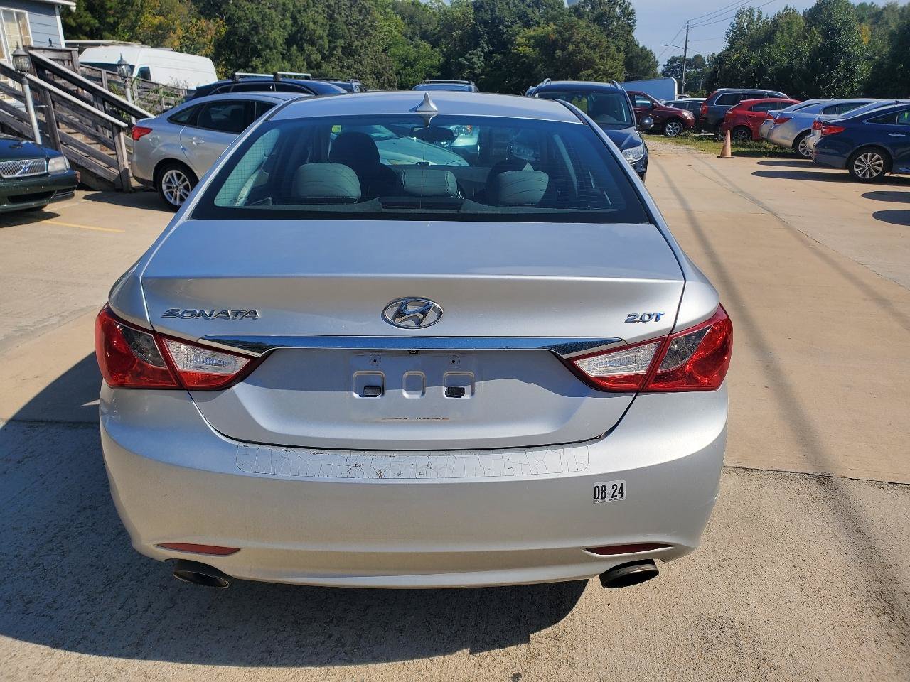 Used 2013 Hyundai Sonata SE w/ Navigation & Sunroof Pkg FWD image 10