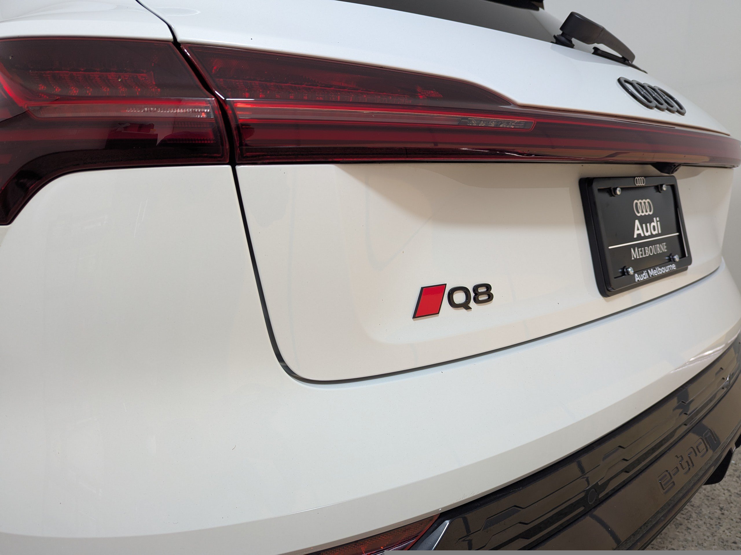 Certified 2024 Audi Q8 e-tron Premium Plus w/ Prestige Package AWD/4WD image 9