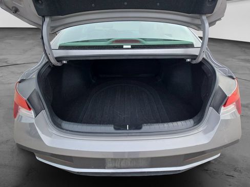 Used 2024 Hyundai Elantra SEL FWD image 36