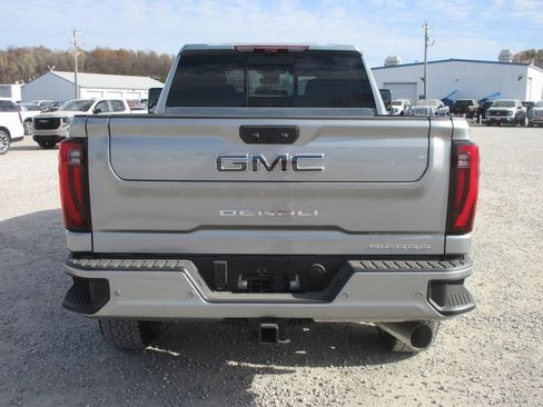New 2026 GMC Sierra 2500 Denali Ultimate image 6