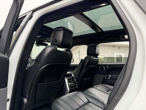 Used 2020 Land Rover Range Rover Sport HSE image 23