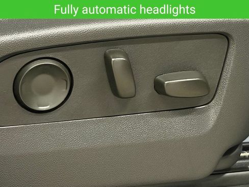 Certified 2025 Chevrolet Tahoe High Country AWD/4WD image 31