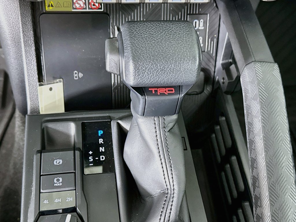 Used 2025 Toyota 4Runner TRD Off-Road Premium AWD/4WD image 18
