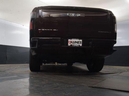 New 2025 GMC Sierra EV Denali image 51