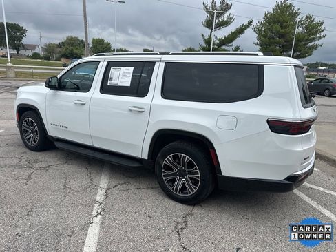 Used 2024 Jeep Wagoneer L Series II w/ Flexible Seating Group image 20