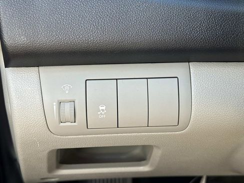 Used 2013 Kia Forte EX image 31