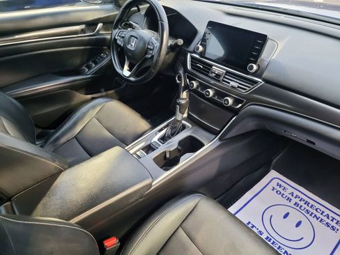 Used 2018 Honda Accord Sport image 17