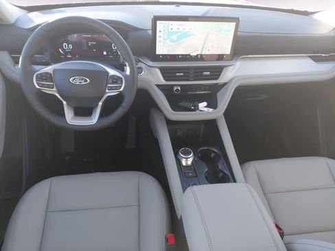 New 2026 Ford Explorer Active w/ Active Comfort Package image 12